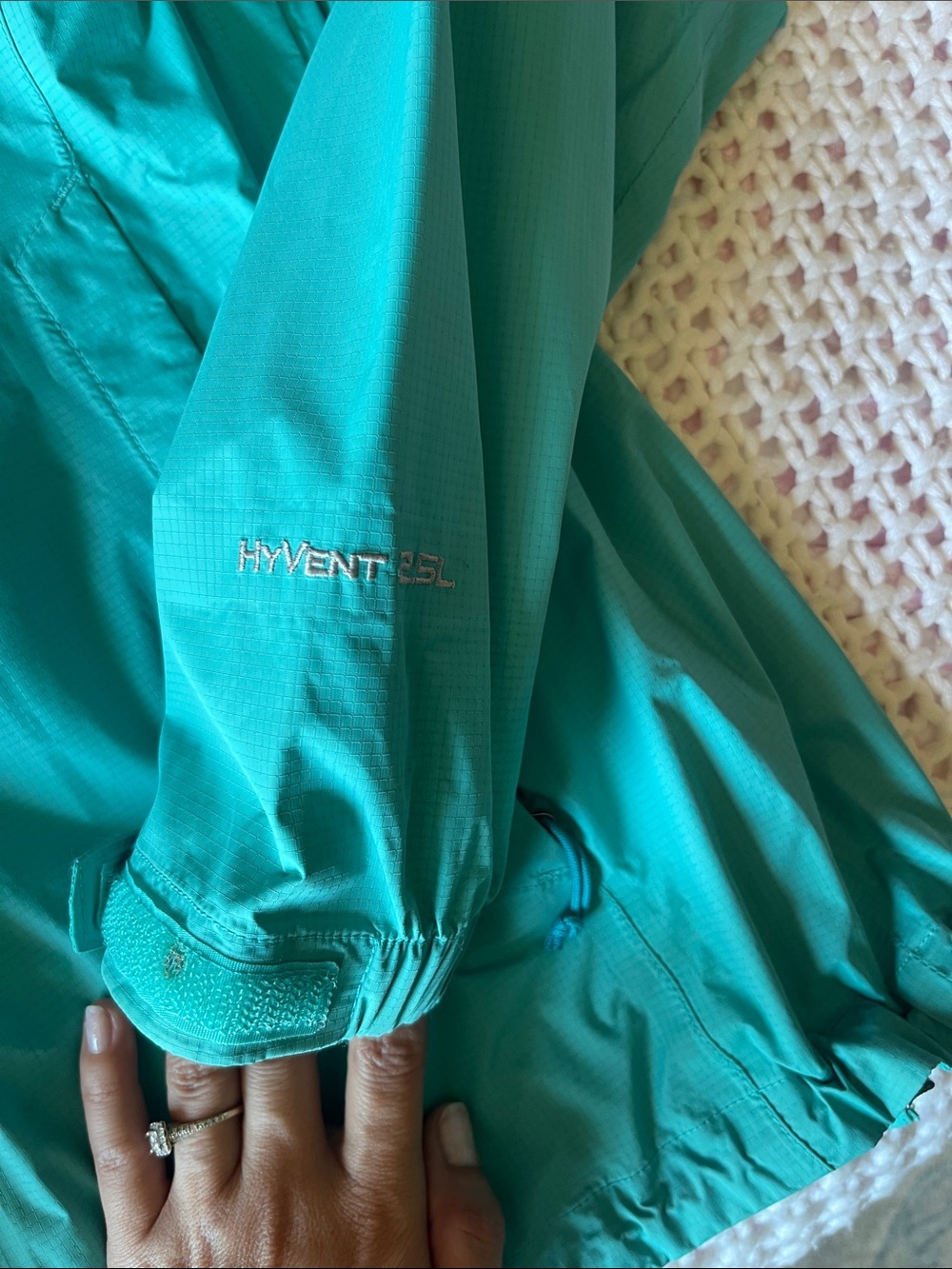 The North Face Teal Hooded Shell Jacket - Picture 3 of 9